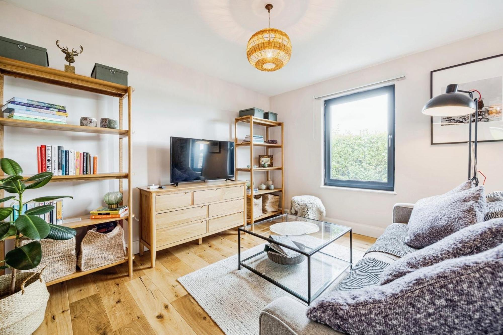 Cosy Lochside Cottage With Mountain And Sea Views Clynder Екстер'єр фото